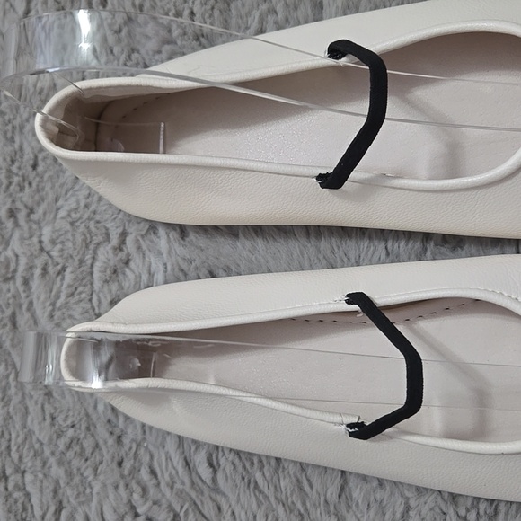White Mary Janes flat shoes - Picture 4 of 12